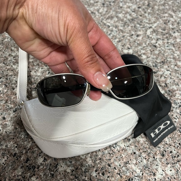 🎊HOST PICK🎊VINTAGE OAKLEY PRESCRIBED MENS EYEGLASSES - Picture 6 of 9